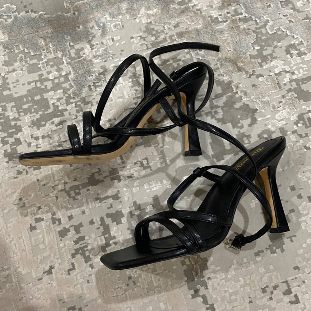 Black Ankle Strappy Women's Sandals